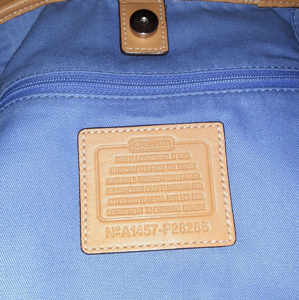 Coach Blue and White Hobo Bag - Picture 8 of 14
